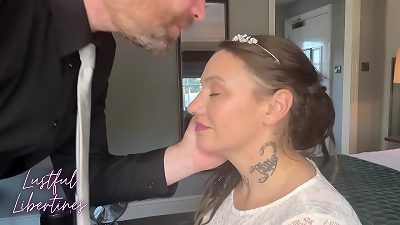 internal cumshot preggo daughter in law minutes before her wedding